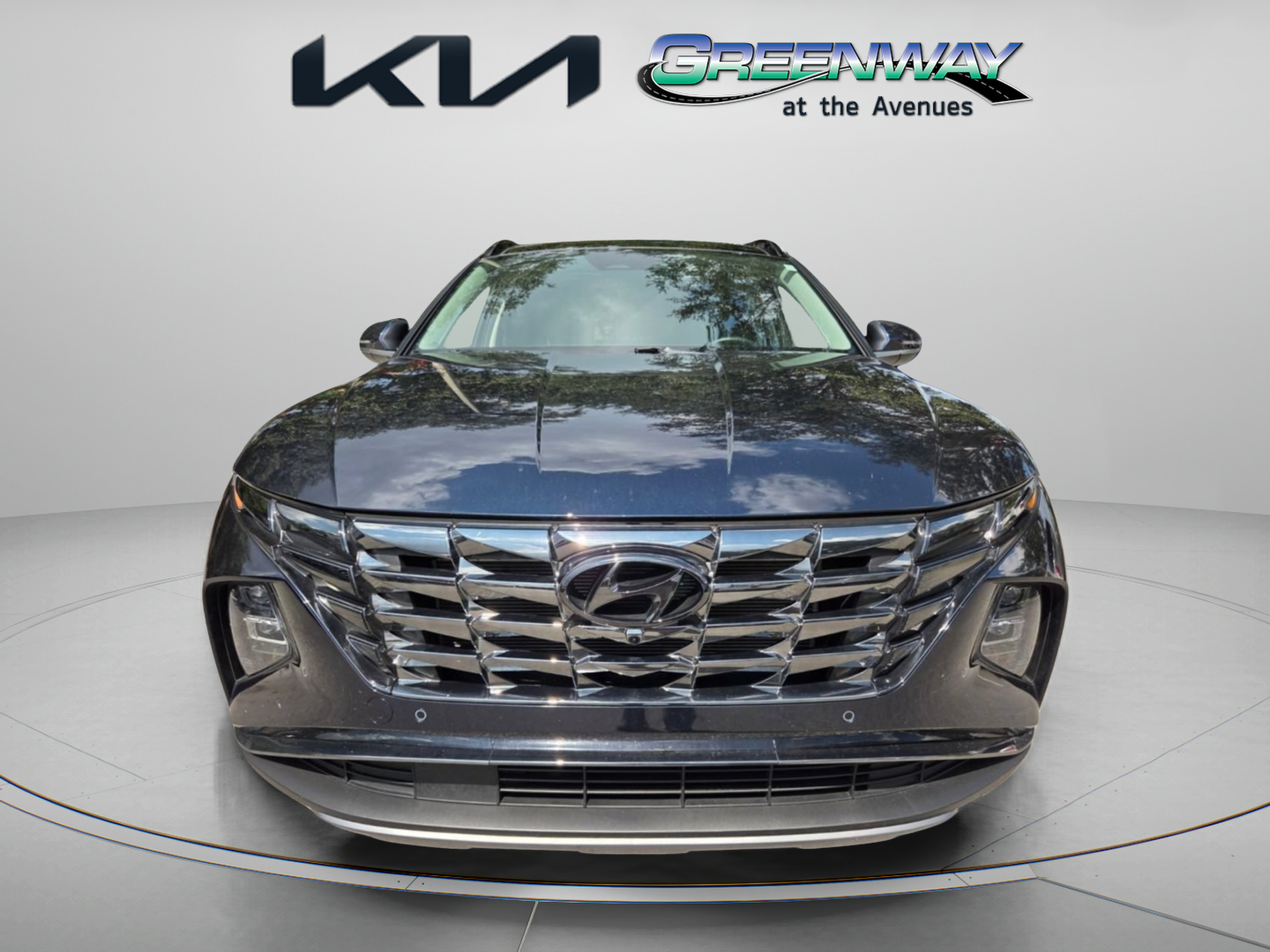 Used 2022 Hyundai Tucson Limited FWD image 2