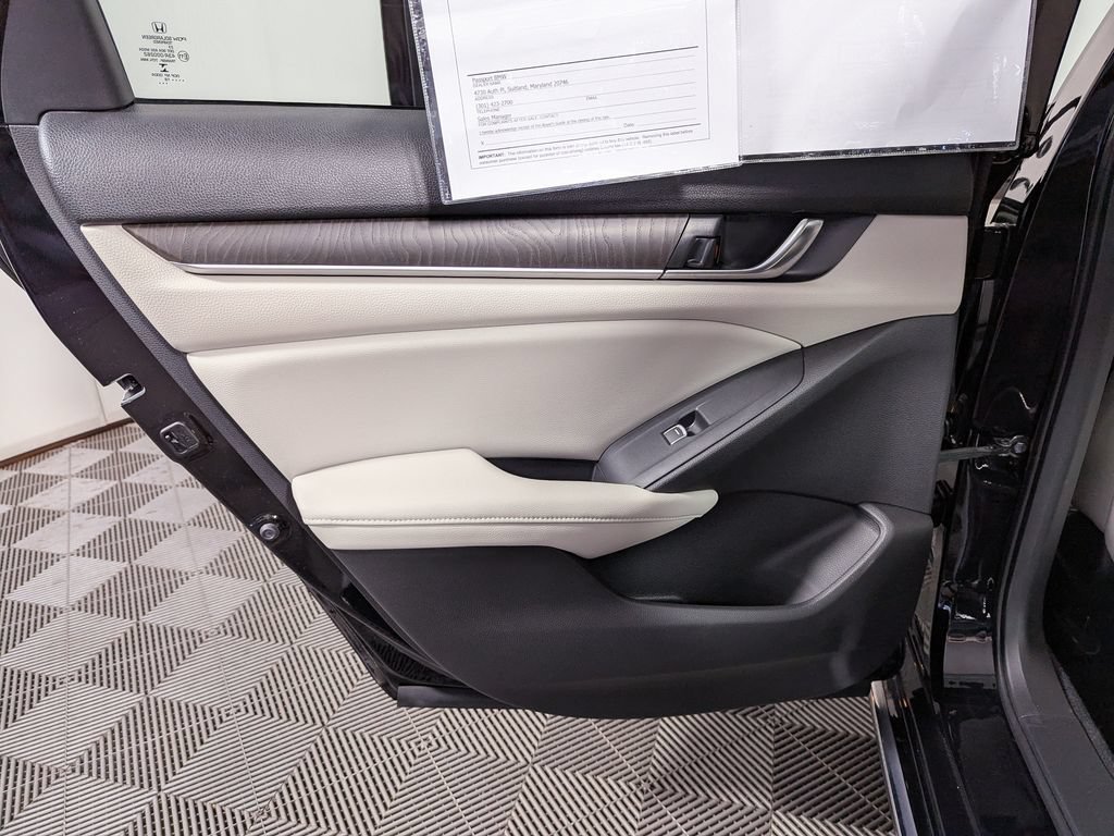 Used 2018 Honda Accord EX-L image 43