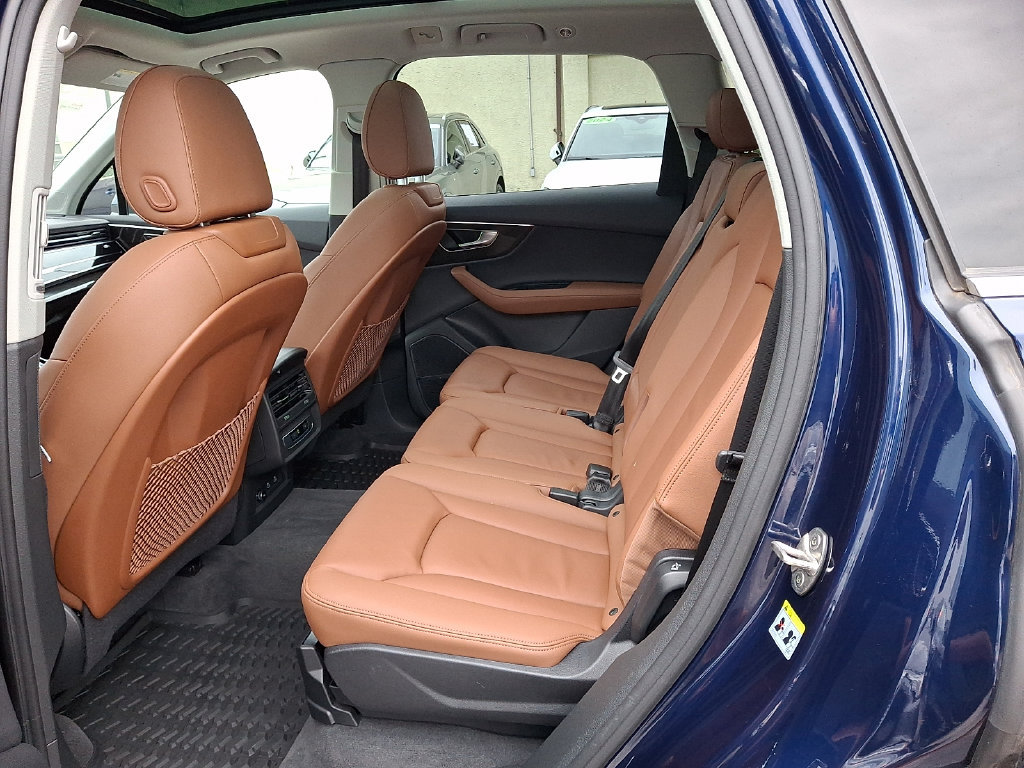 Used 2023 Audi Q7 3.0T Premium Plus AWD/4WD image 10