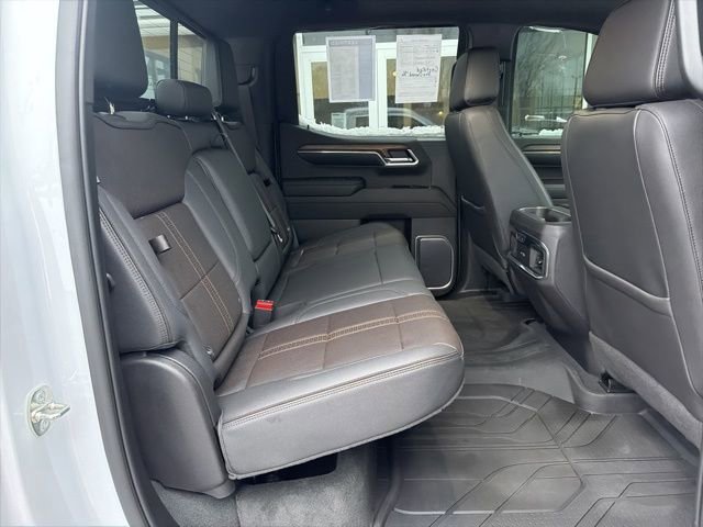 Certified 2023 Chevrolet Silverado 1500 High Country w/ Technology Package image 40