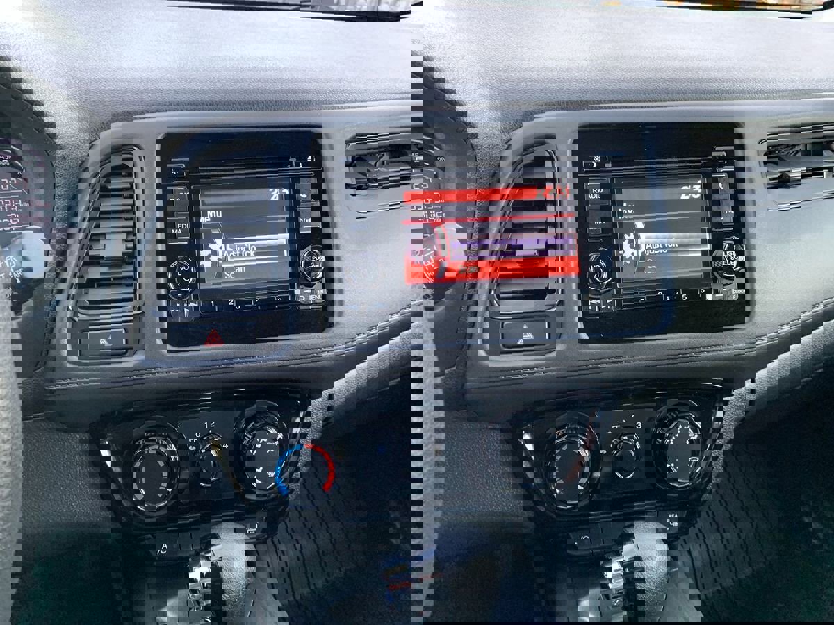 Used 2021 Honda HR-V LX image 19