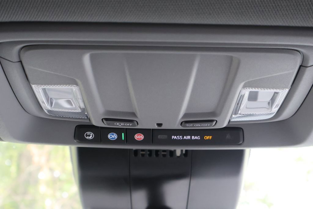 Certified 2024 Chevrolet Silverado 1500 RST w/ Z71 Off-Road Package image 34