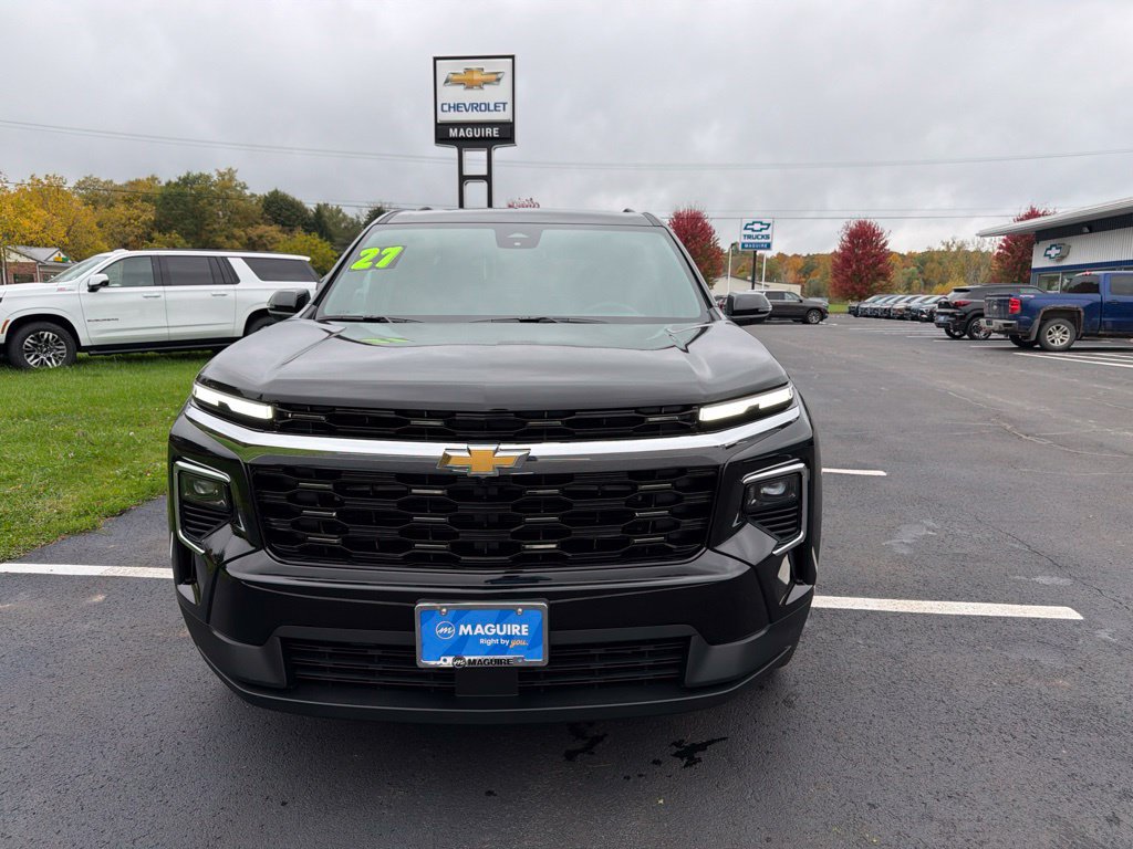 New 2027 Chevrolet Traverse LT AWD/4WD image 8