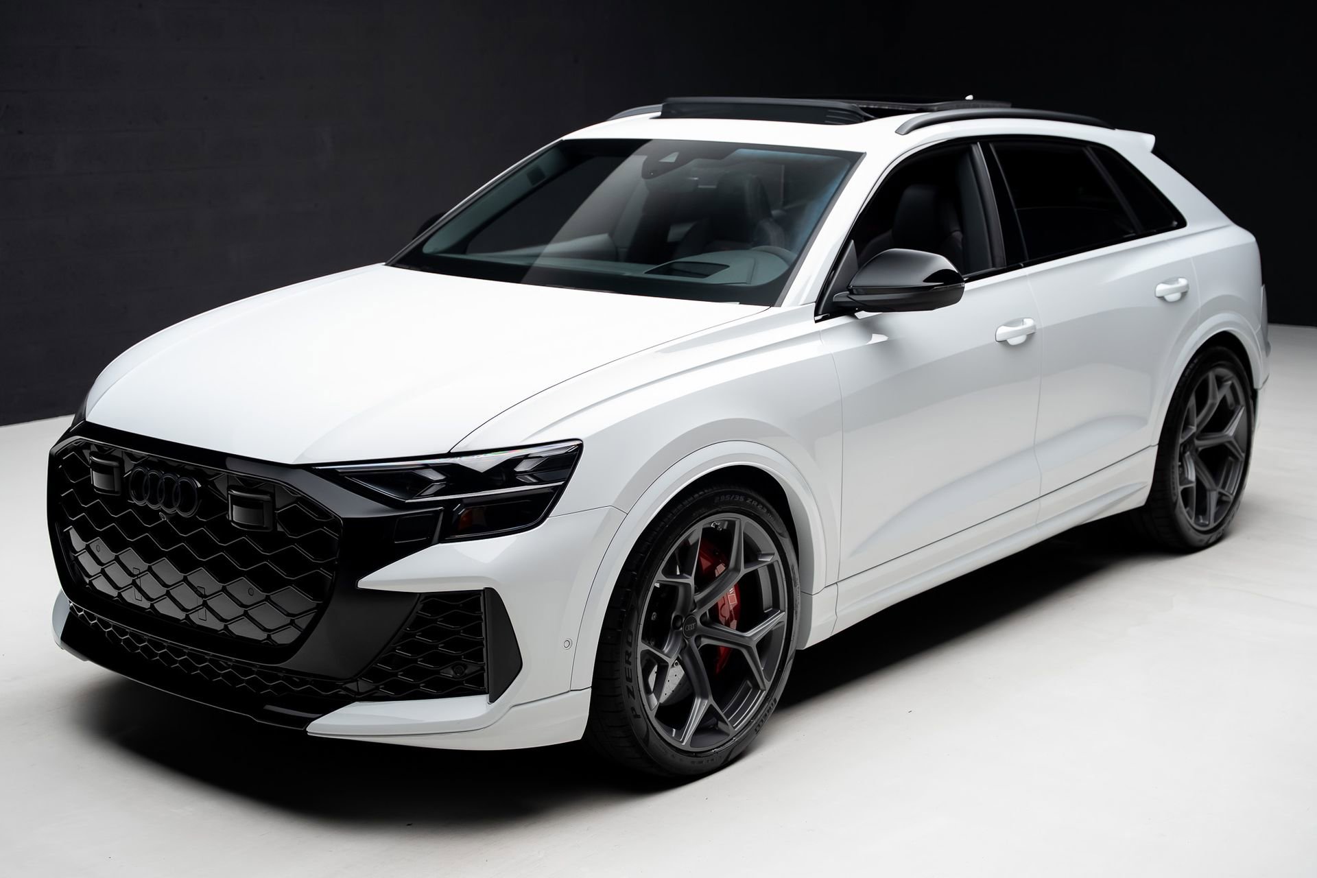 Used 2026 Audi RS Q8 performance AWD/4WD image 5