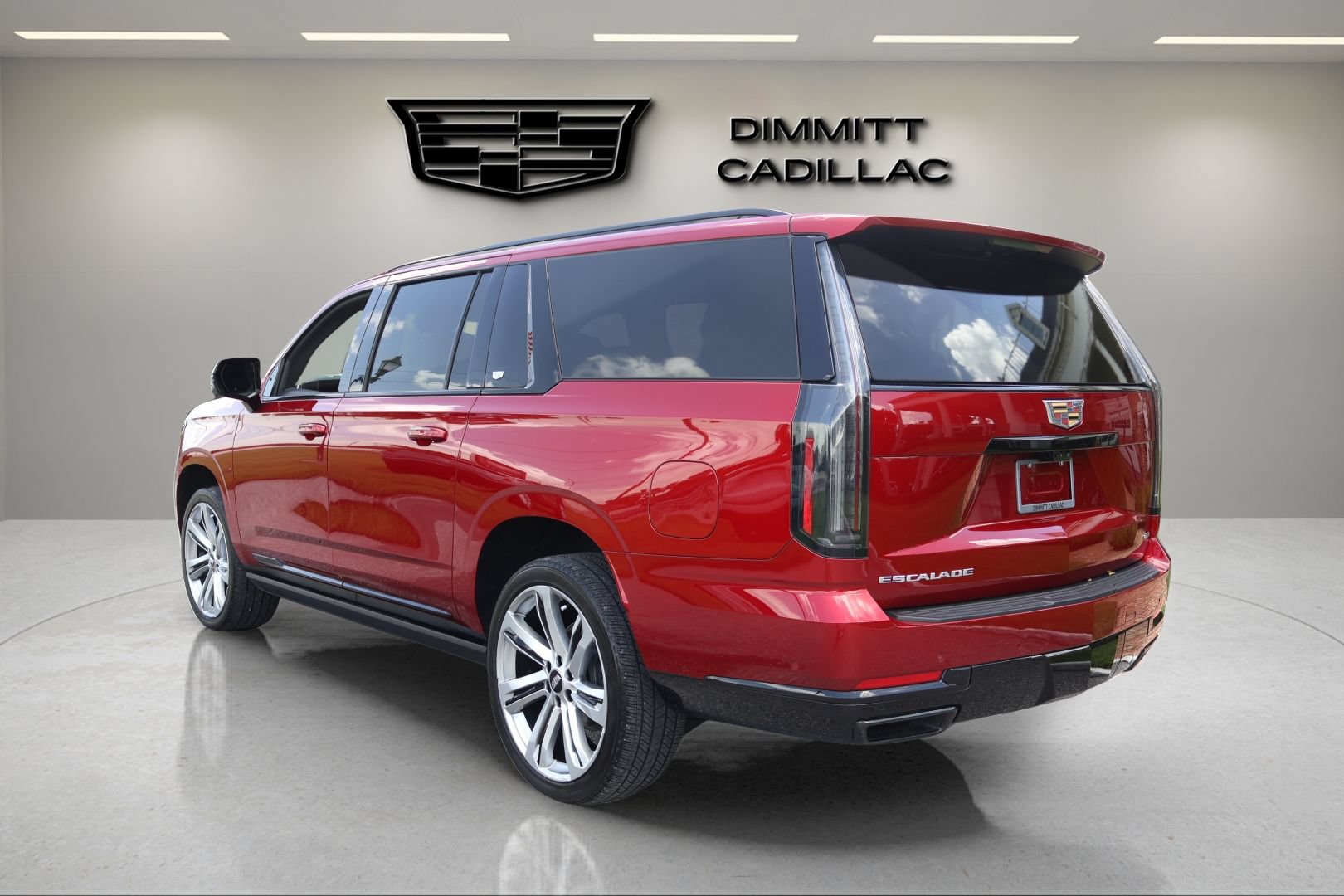 Certified 2025 Cadillac Escalade ESV Sport Platinum AWD/4WD image 7
