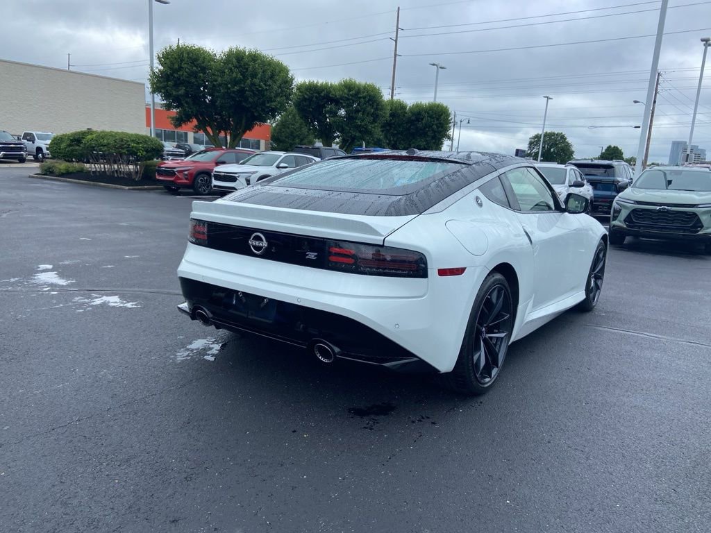 Used 2023 Nissan Z w/ Floor Mat Package (L93) RWD image 5