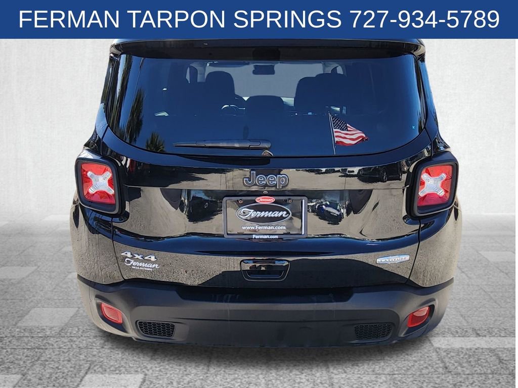 Used 2020 Jeep Renegade Latitude w/ Cold Weather Group image 20