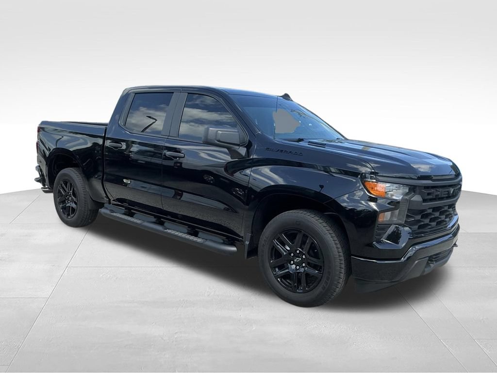 Used 2026 Chevrolet Silverado 1500 Custom w/ Rally Edition RWD image 11