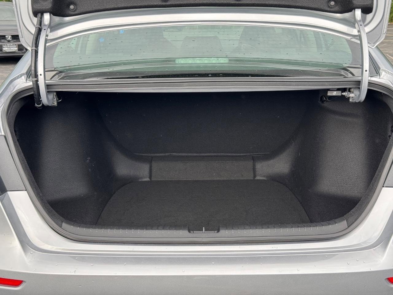 Used 2025 Honda Accord LX image 5
