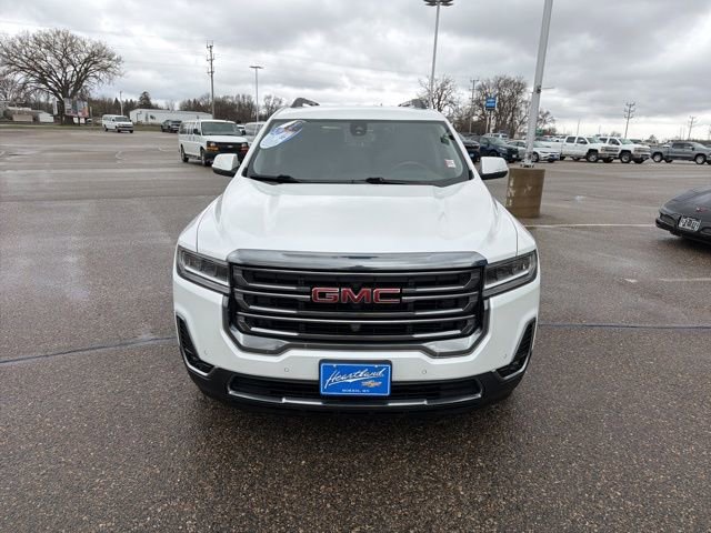 Used 2021 GMC Acadia AT4 w/ Technology Package AWD/4WD image 2