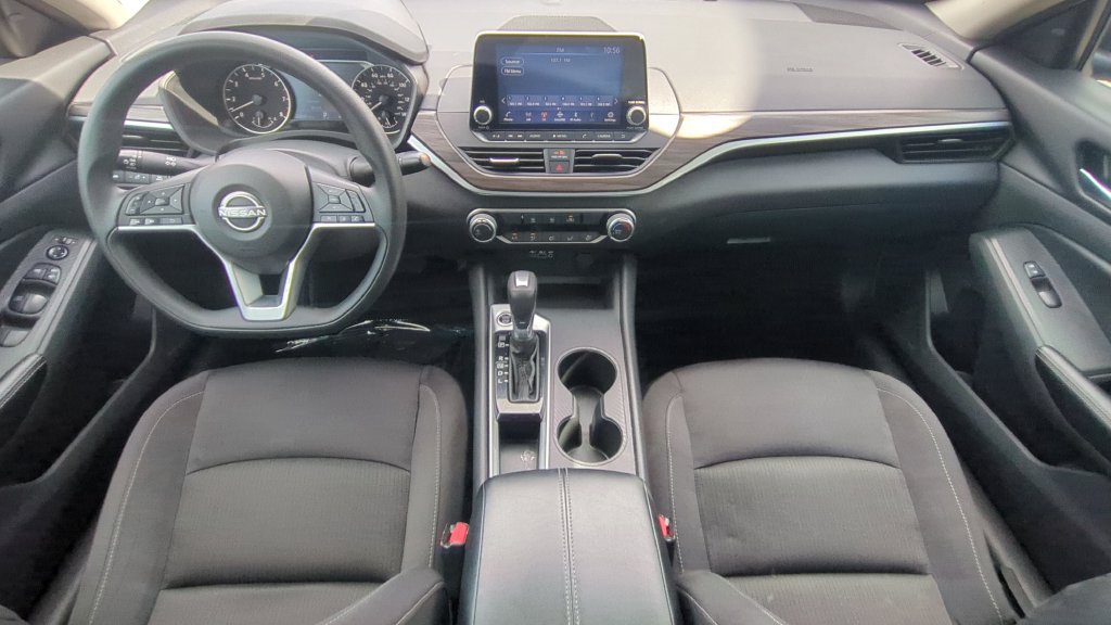 Certified 2025 Nissan Altima 2.5 SV FWD image 10