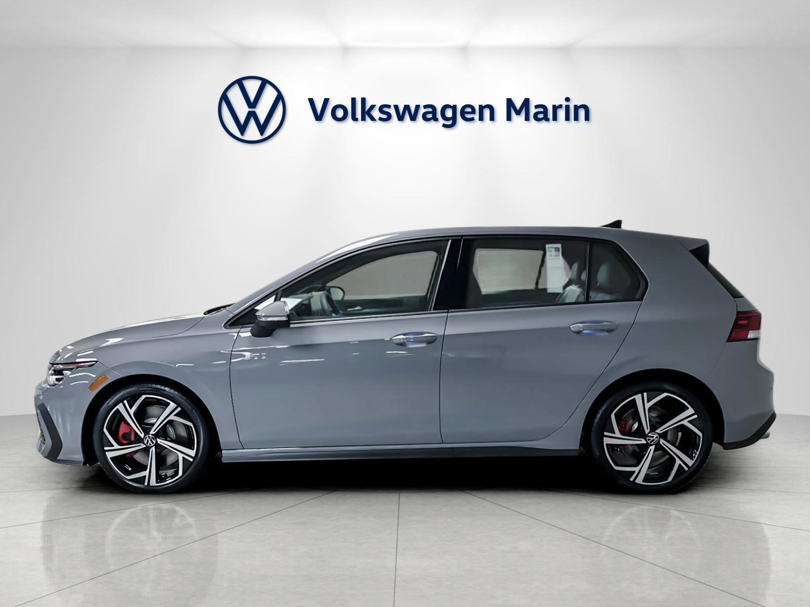 New 2026 Volkswagen GTI SE image 2