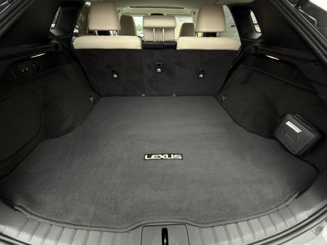 Used 2024 Lexus RX 350 FWD w/ Technology Package image 29