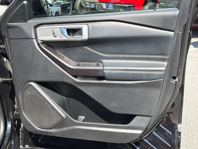 Certified 2020 Ford Explorer Limited RWD image 16