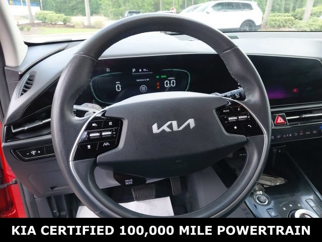 Certified 2023 Kia Niro EX FWD image 11