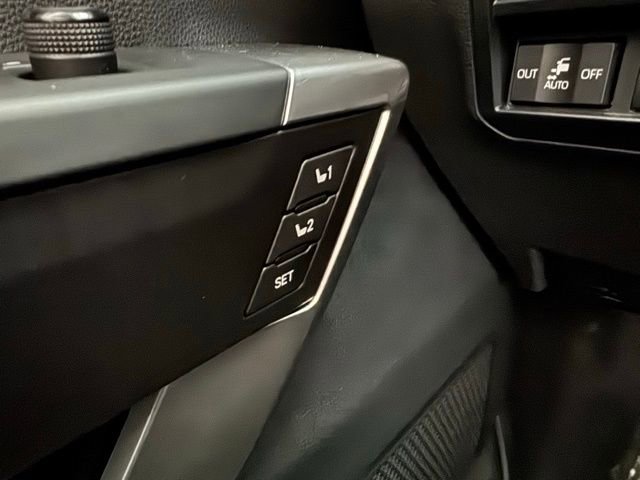 Used 2023 Toyota Tundra Platinum w/ Advanced Package image 35