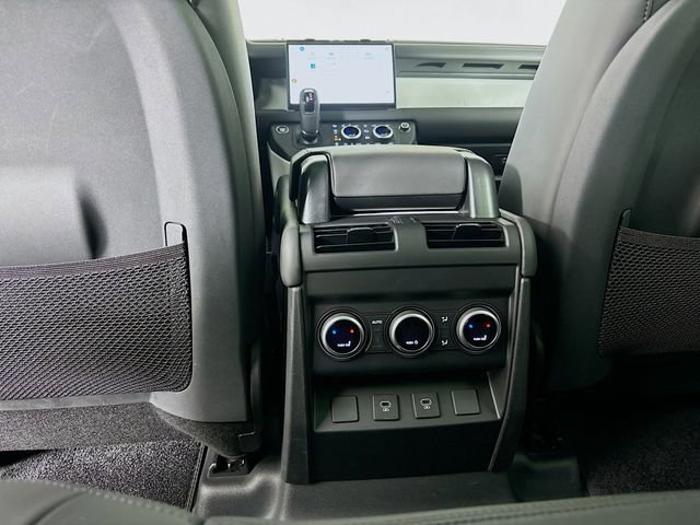 Used 2025 Land Rover Defender 130 S image 25