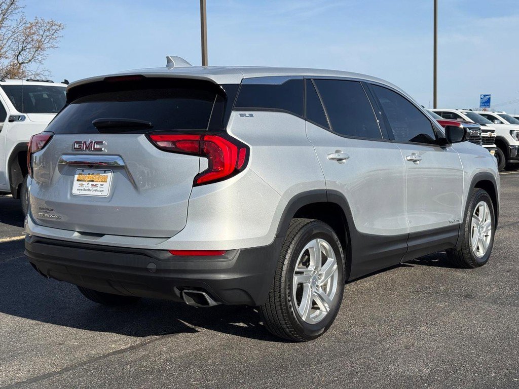 Used 2018 GMC Terrain SLE FWD image 3