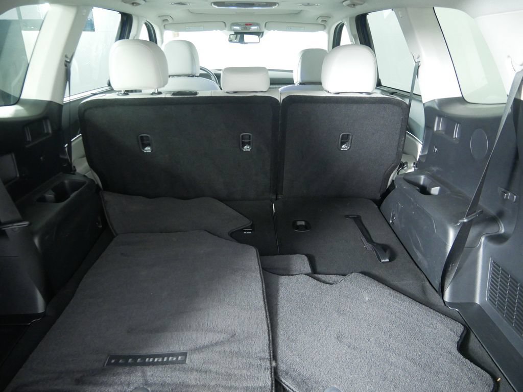 Used 2025 Kia Telluride EX X-Line AWD/4WD image 17