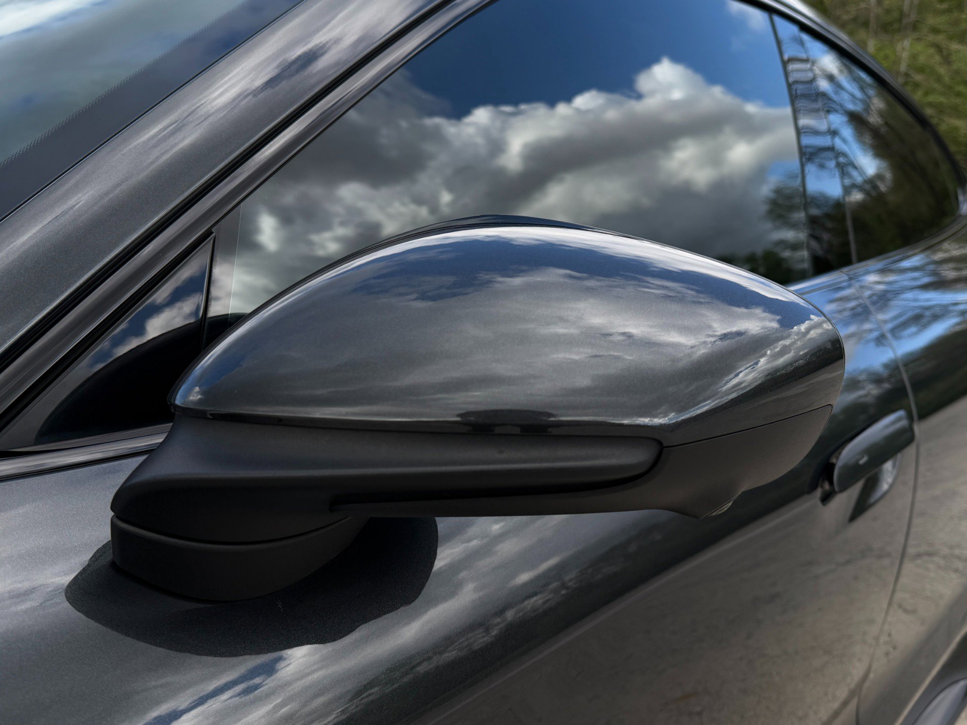 Used 2022 Porsche Taycan image 49