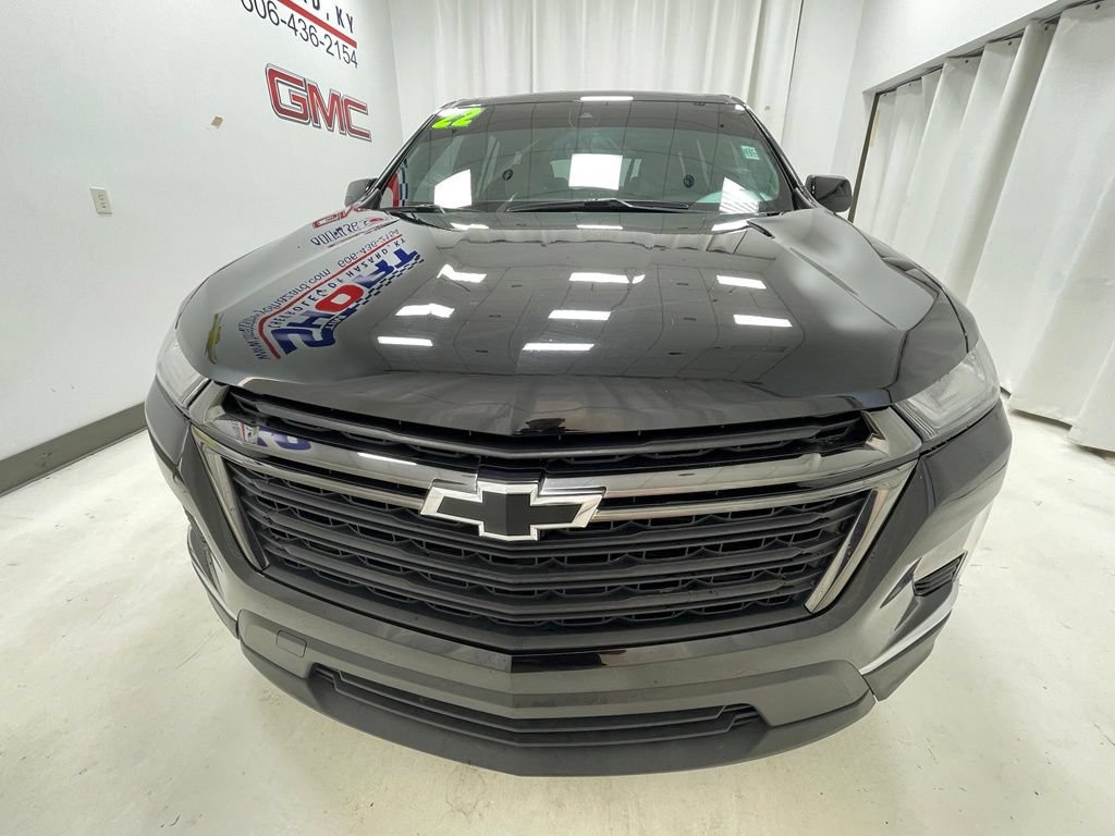 Used 2022 Chevrolet Traverse LS w/ Midnight/Sport Edition AWD/4WD image 2