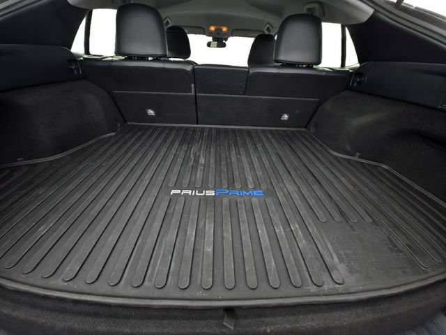 Certified 2017 Toyota Prius Prime Premium FWD image 13