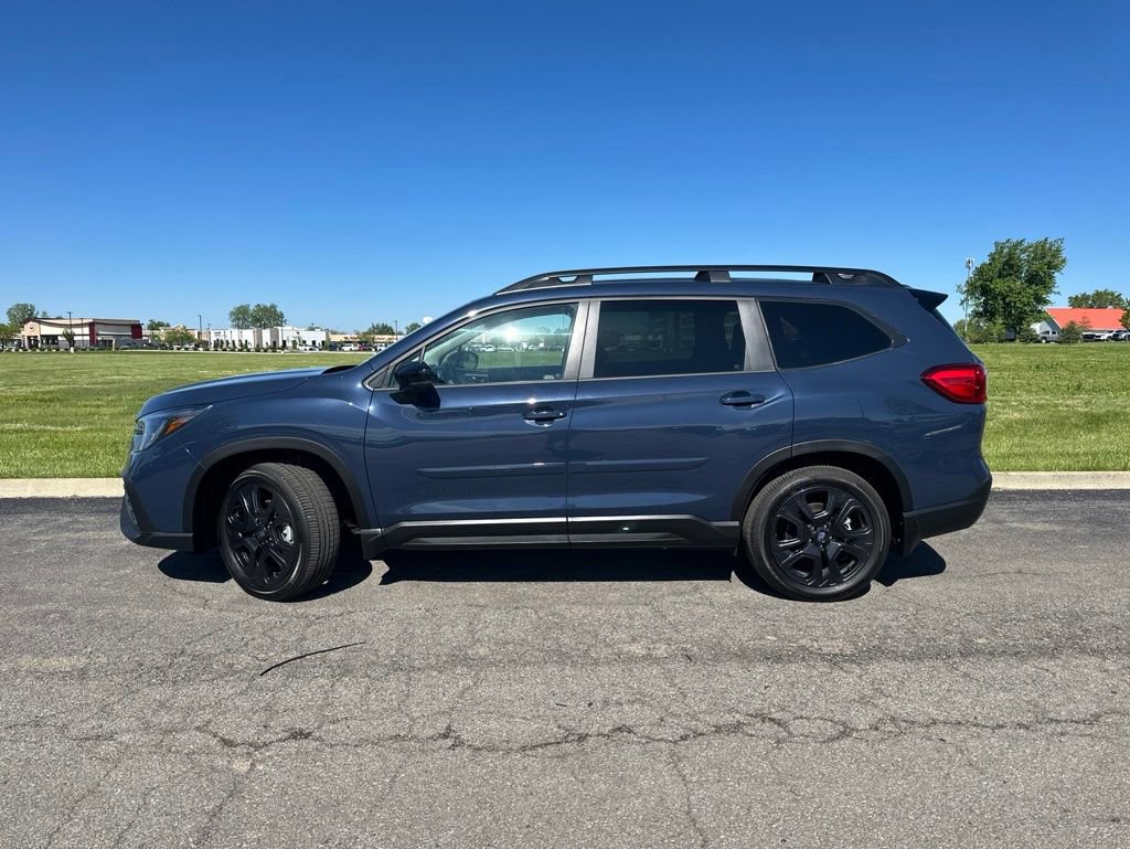 Used 2025 Subaru Ascent Bronze Edition AWD/4WD image 8