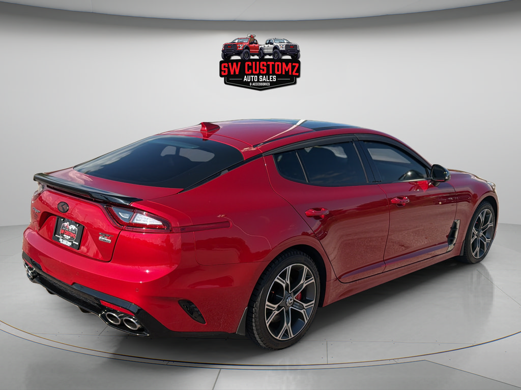 Used 2018 Kia Stinger GT2 AWD/4WD image 7