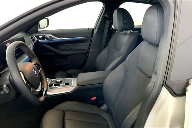 Used 2025 BMW i4 eDrive40 RWD image 11
