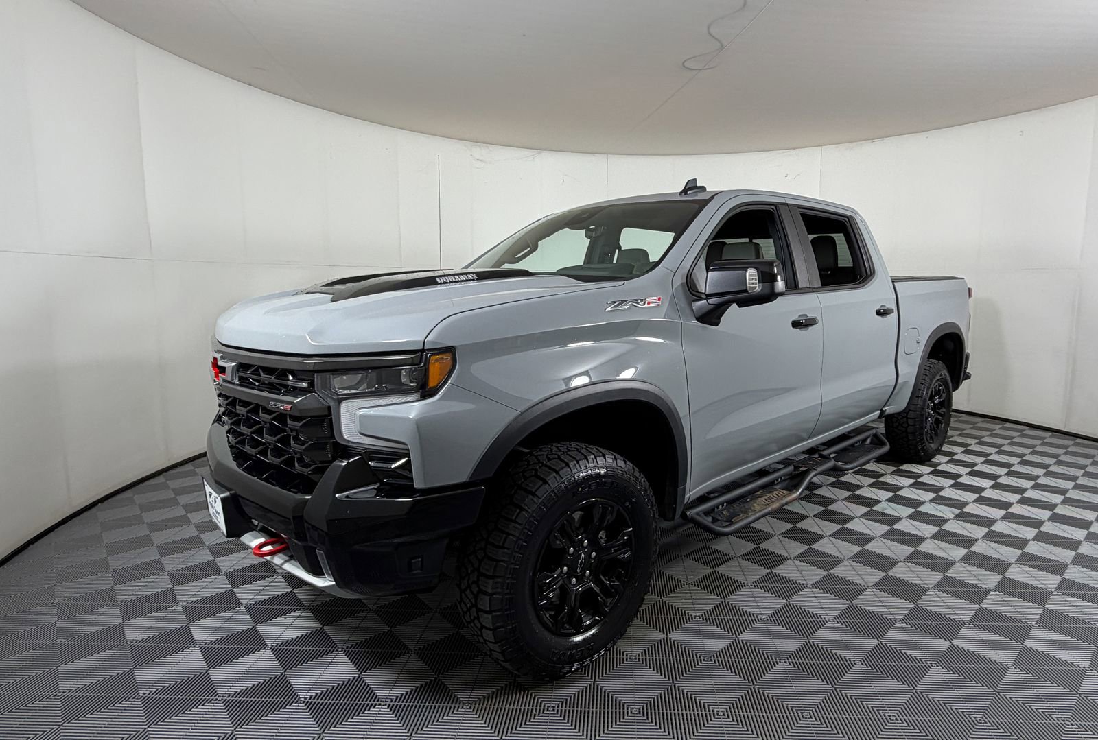 Used 2024 Chevrolet Silverado 1500 ZR2 w/ Technology Package AWD/4WD image 2