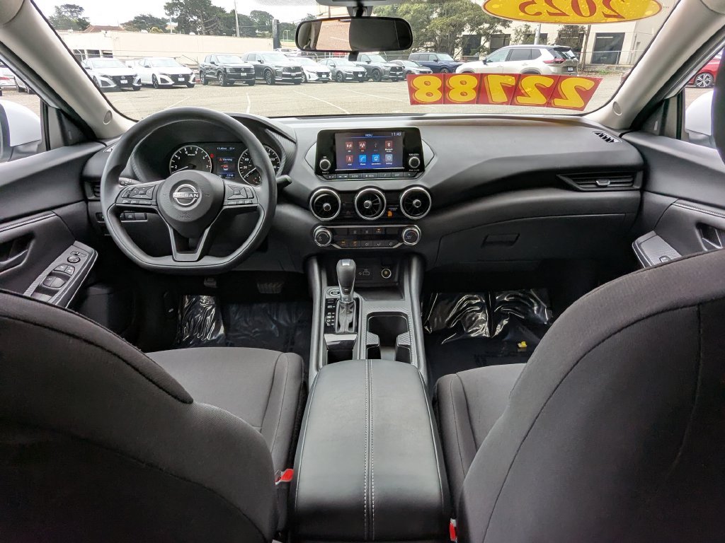 Certified 2025 Nissan Sentra S FWD image 23