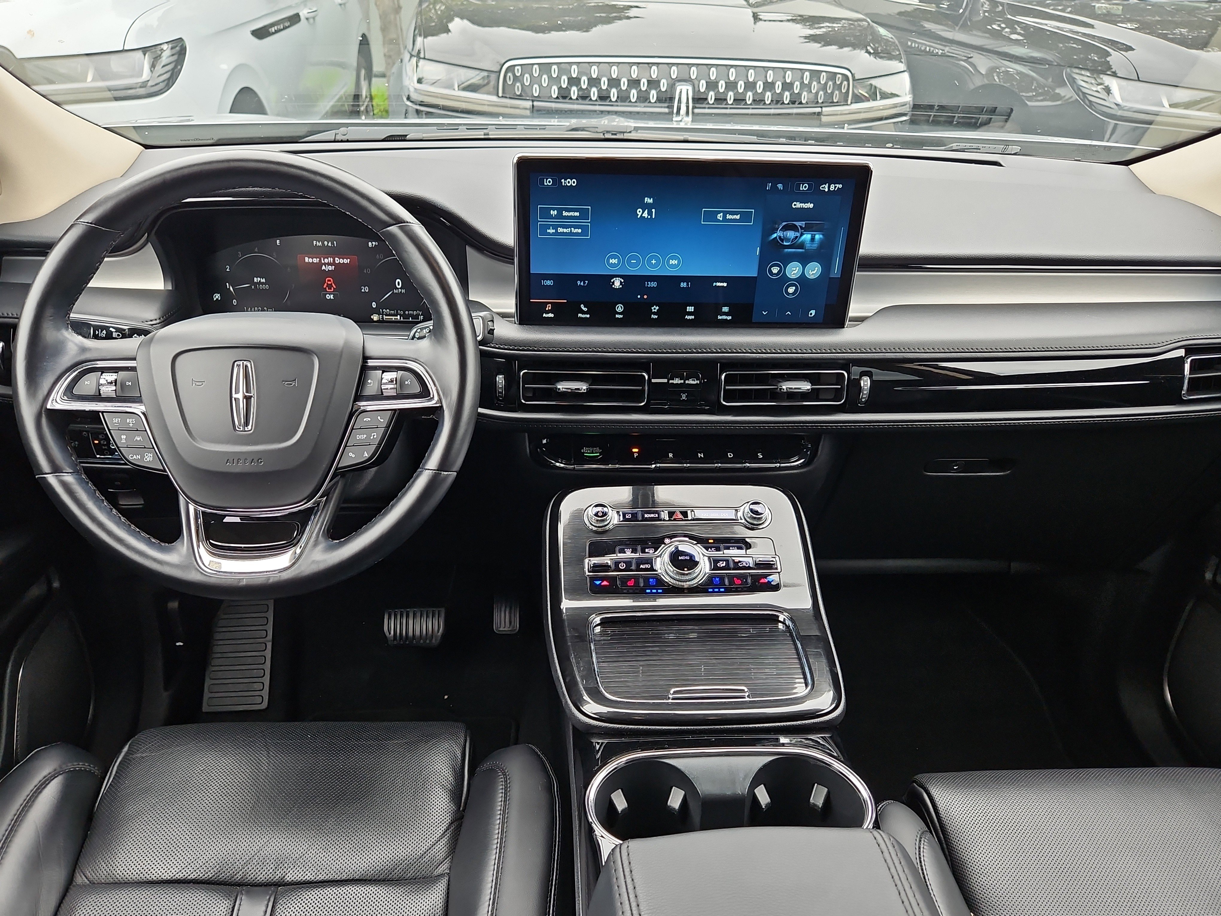 Certified 2023 Lincoln Nautilus Reserve w/ Equipment Group 201A image 8