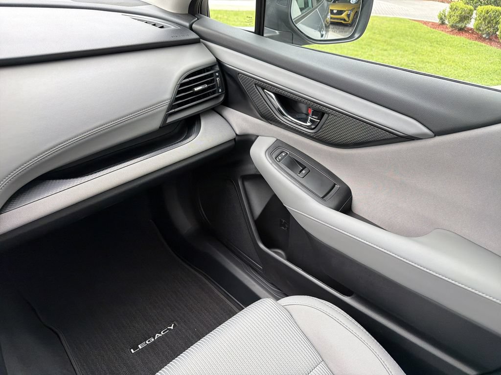 Certified 2025 Subaru Legacy Premium AWD/4WD image 18