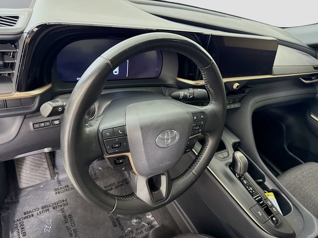 Certified 2023 Toyota Crown w/ Carpet Mat Package (TMS) AWD/4WD image 11