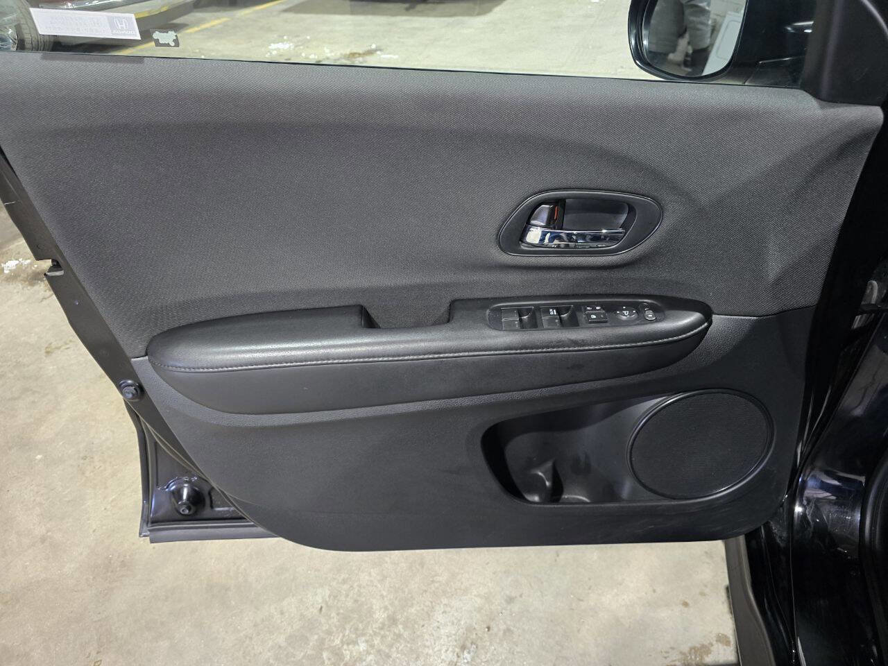 Used 2019 Honda HR-V Sport image 23