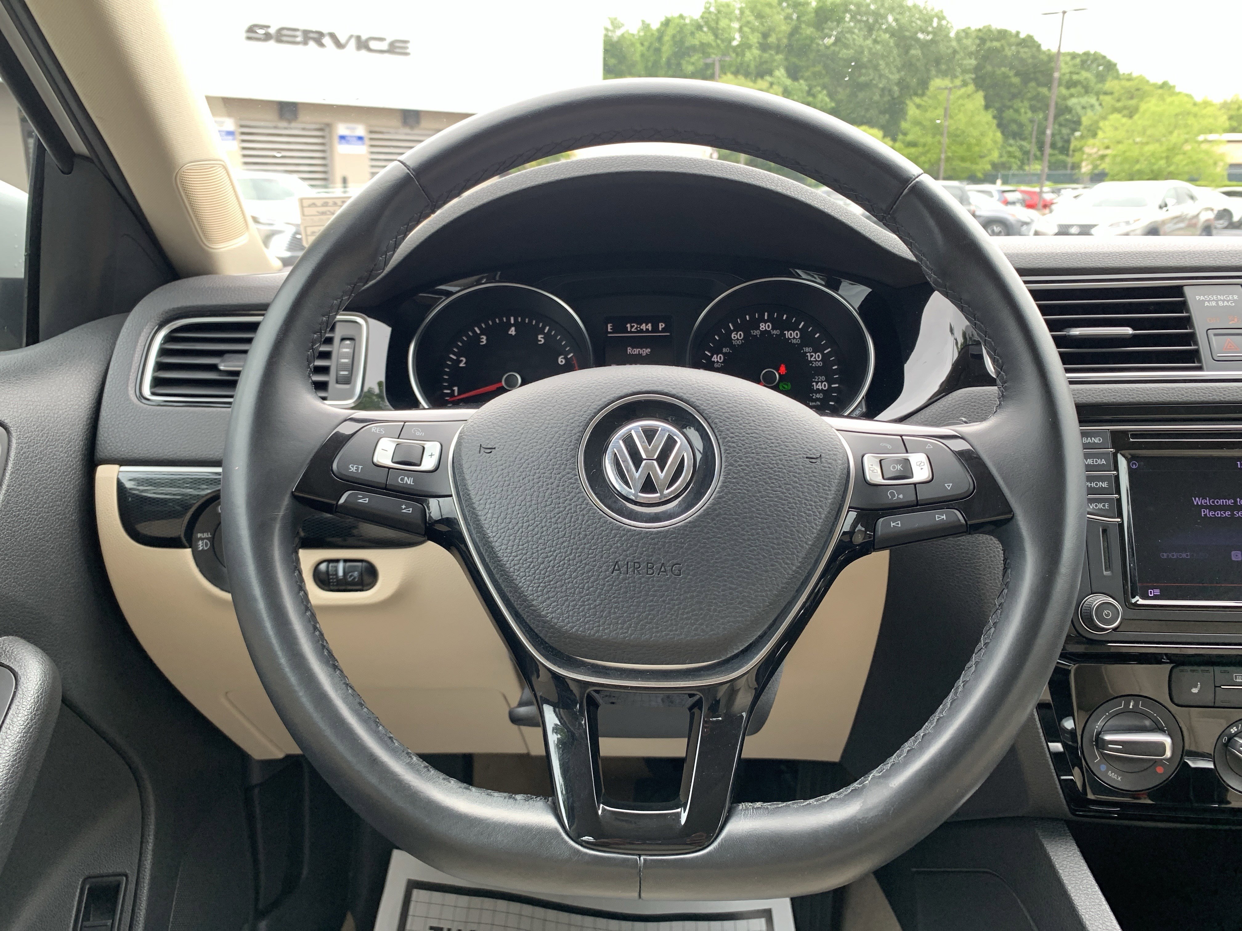 Used 2016 Volkswagen Jetta SEL FWD image 18