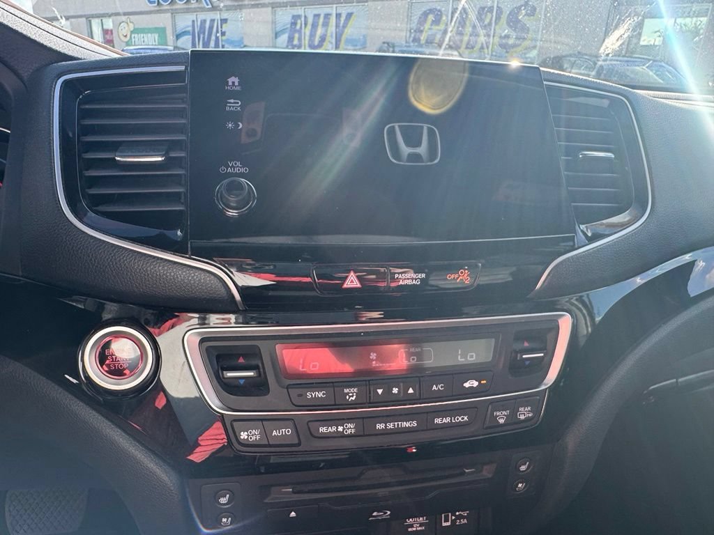 Used 2022 Honda Pilot Black Edition image 17