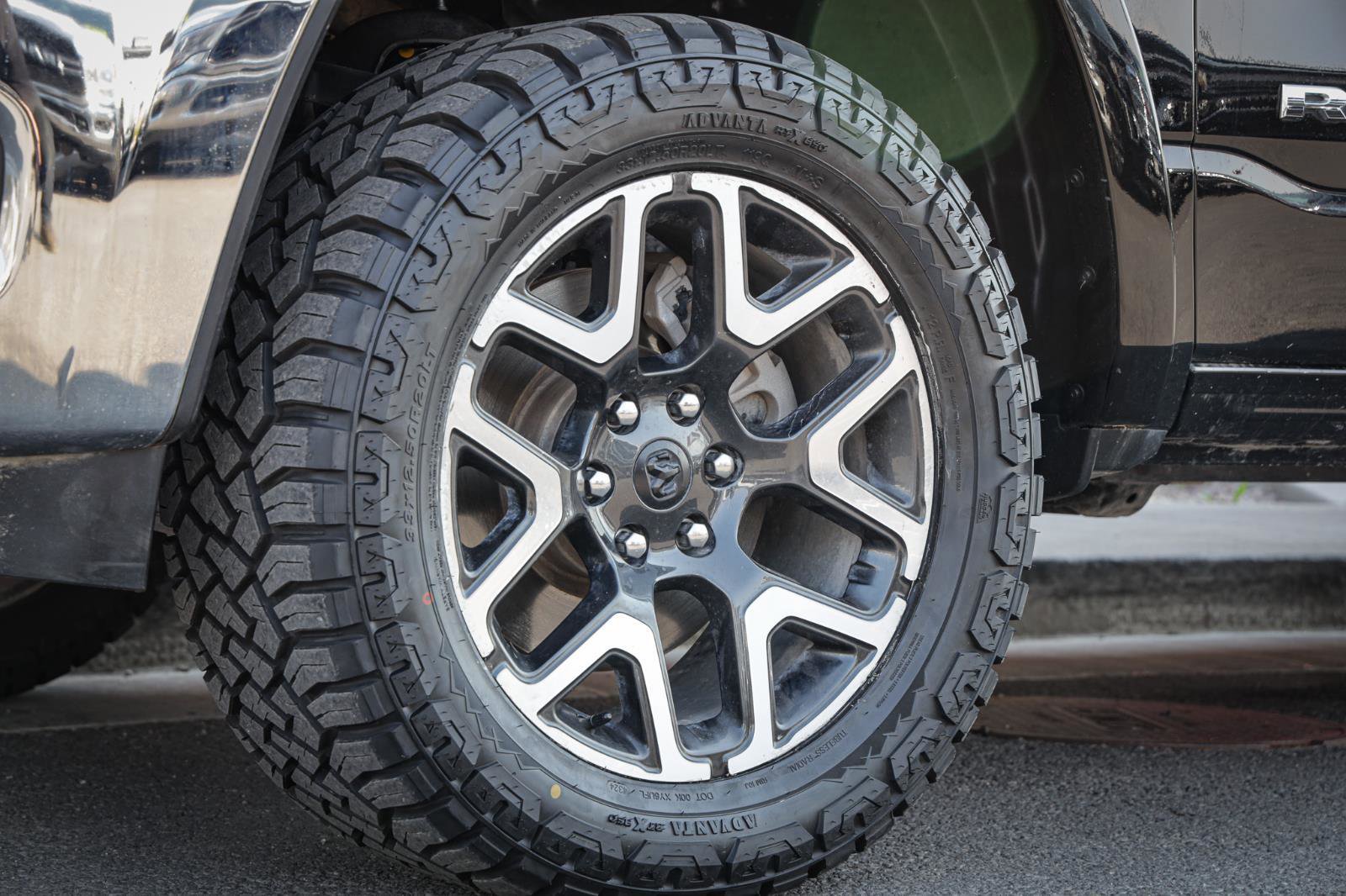 Used 2025 RAM 1500 Laramie image 11