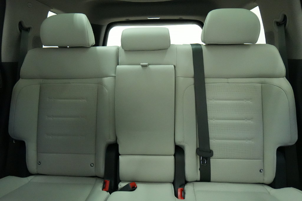 Used 2024 Hyundai Santa Fe Limited AWD/4WD image 20