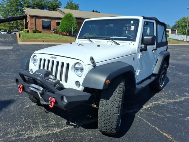 Used 2018 Jeep Wrangler Sport AWD/4WD image 16