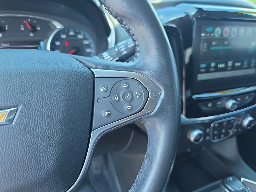 Used 2018 Chevrolet Traverse RS FWD image 23