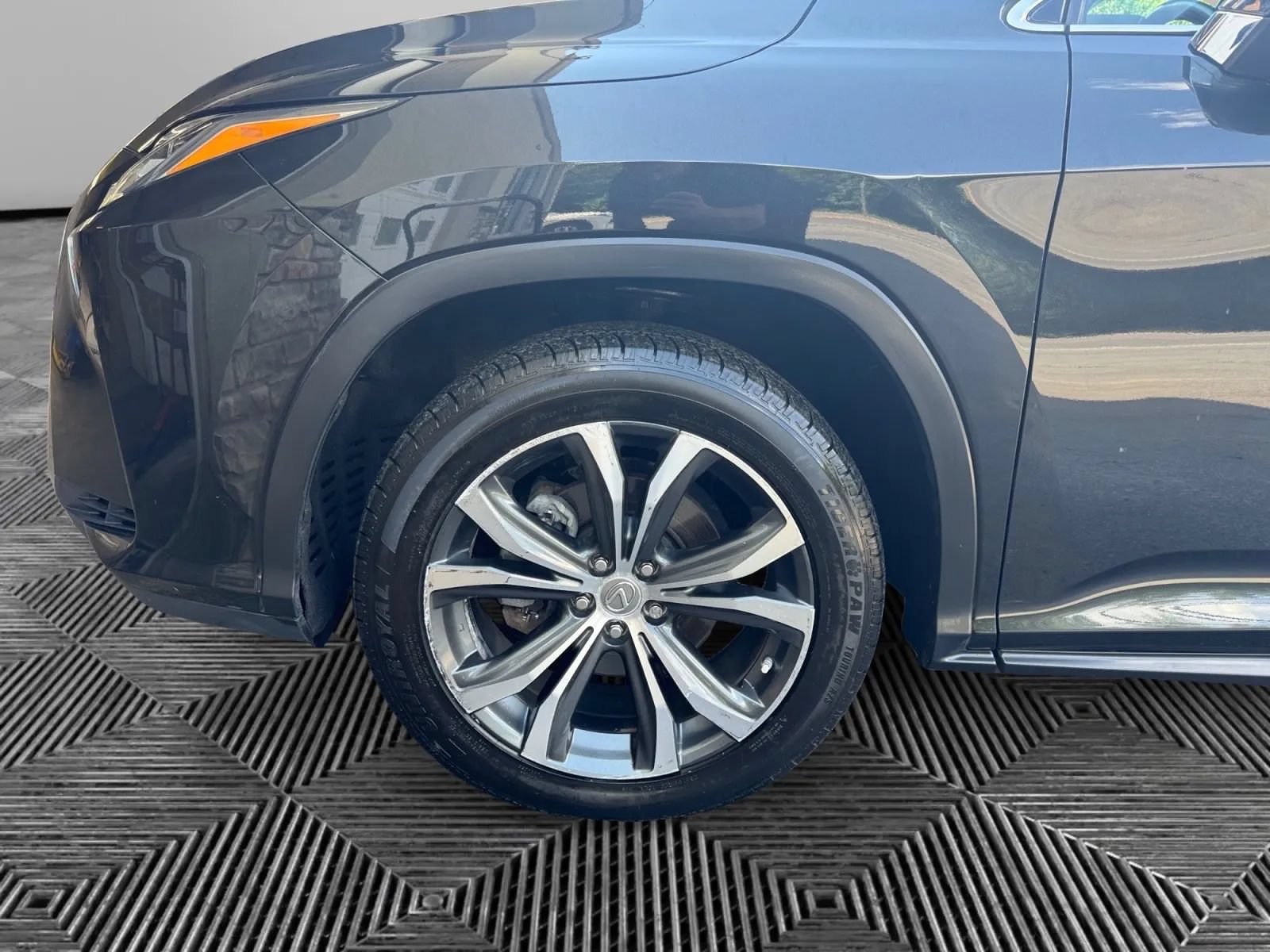 Used 2017 Lexus RX 450h AWD w/ Accessory Package image 9