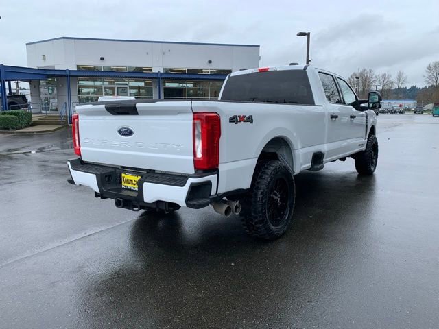 Used 2024 Ford F350 XLT image 6