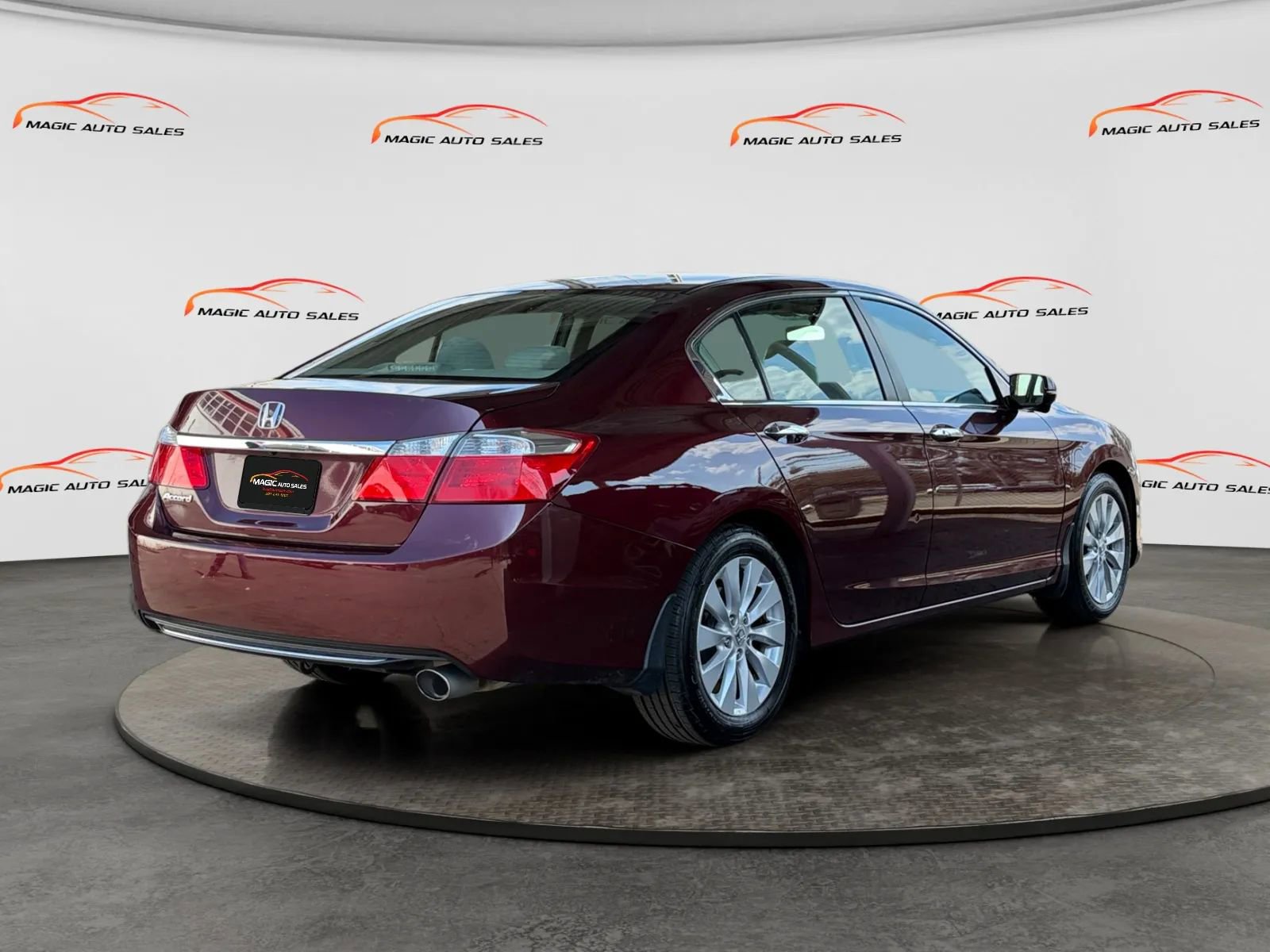 Used 2015 Honda Accord EX image 8