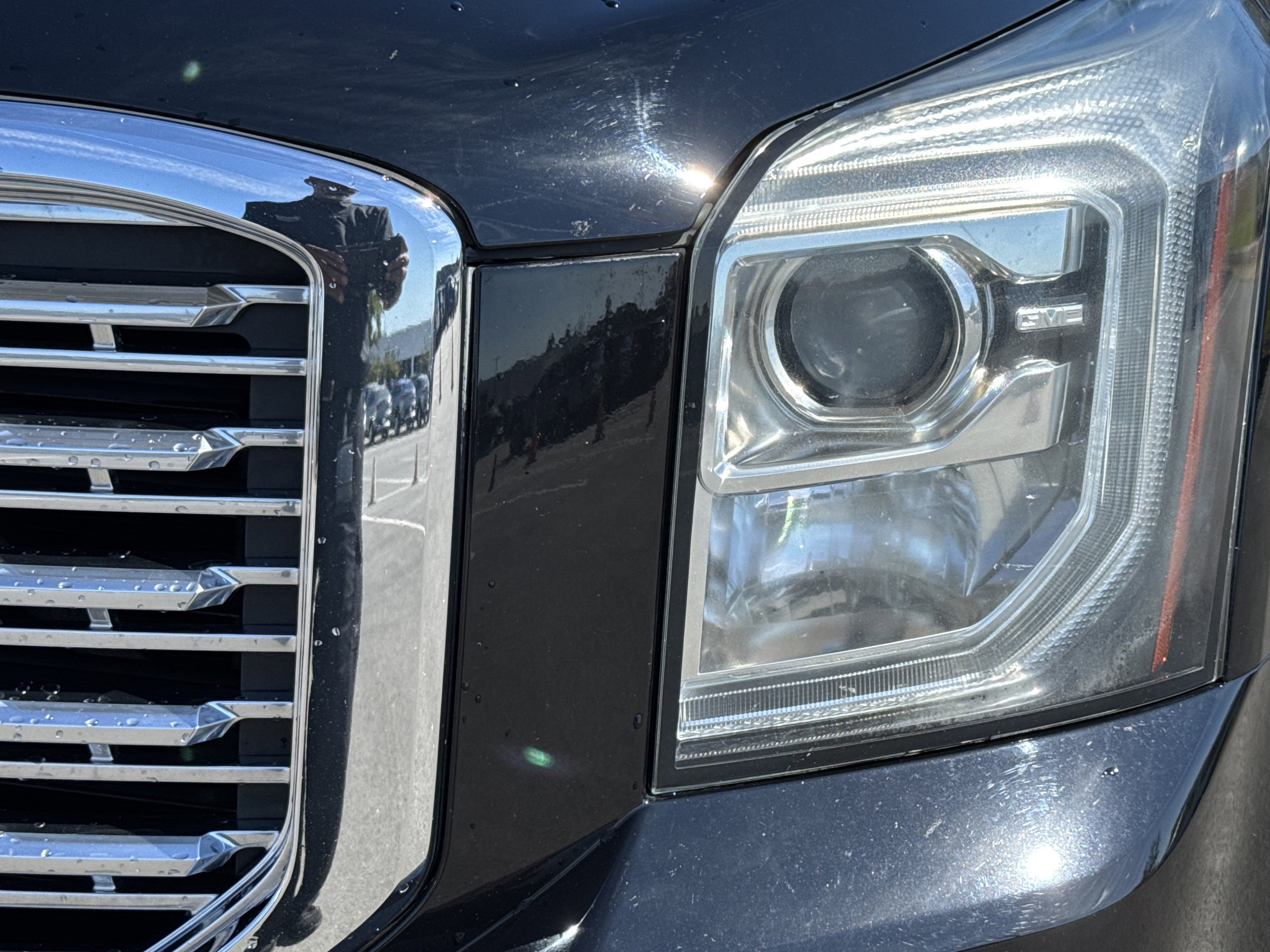 Used 2020 GMC Yukon Denali w/ Open Road Package image 6