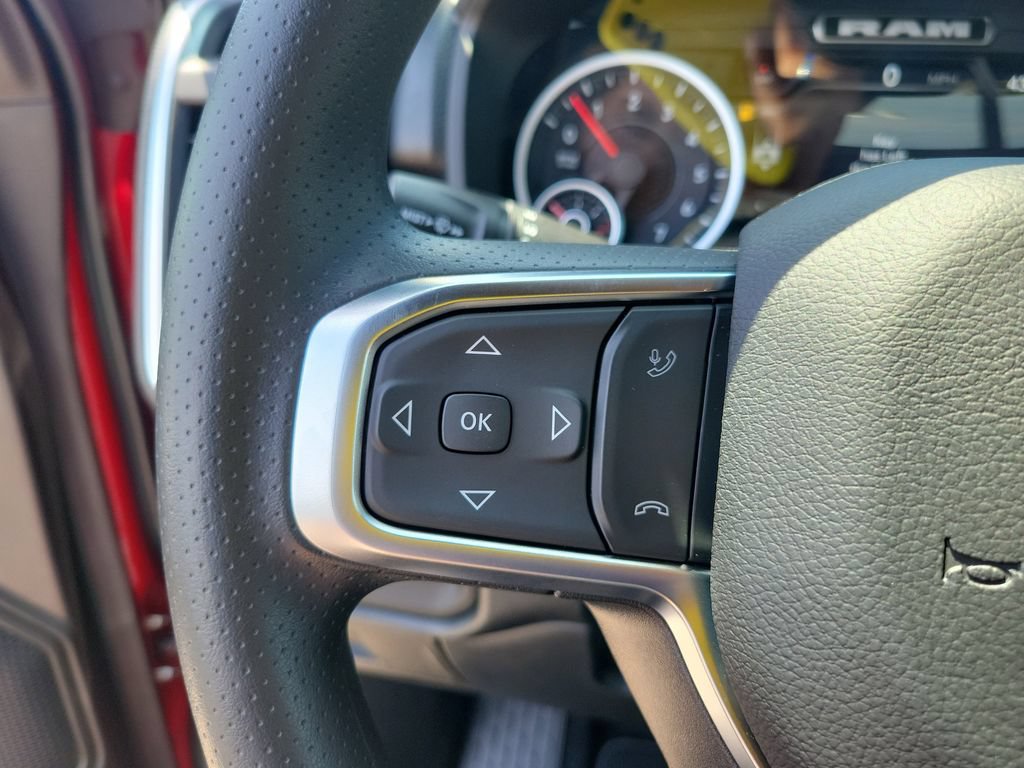 New 2026 RAM 1500 Express AWD/4WD image 22
