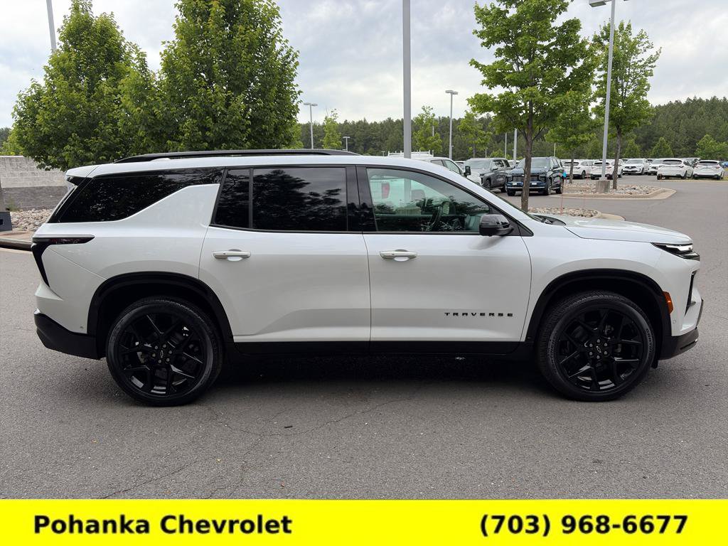 Certified 2024 Chevrolet Traverse RS FWD image 9