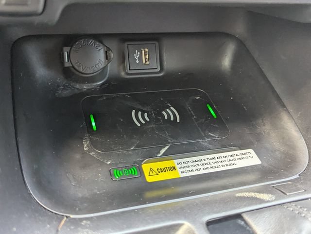 Used 2024 Toyota RAV4 XLE AWD/4WD image 25