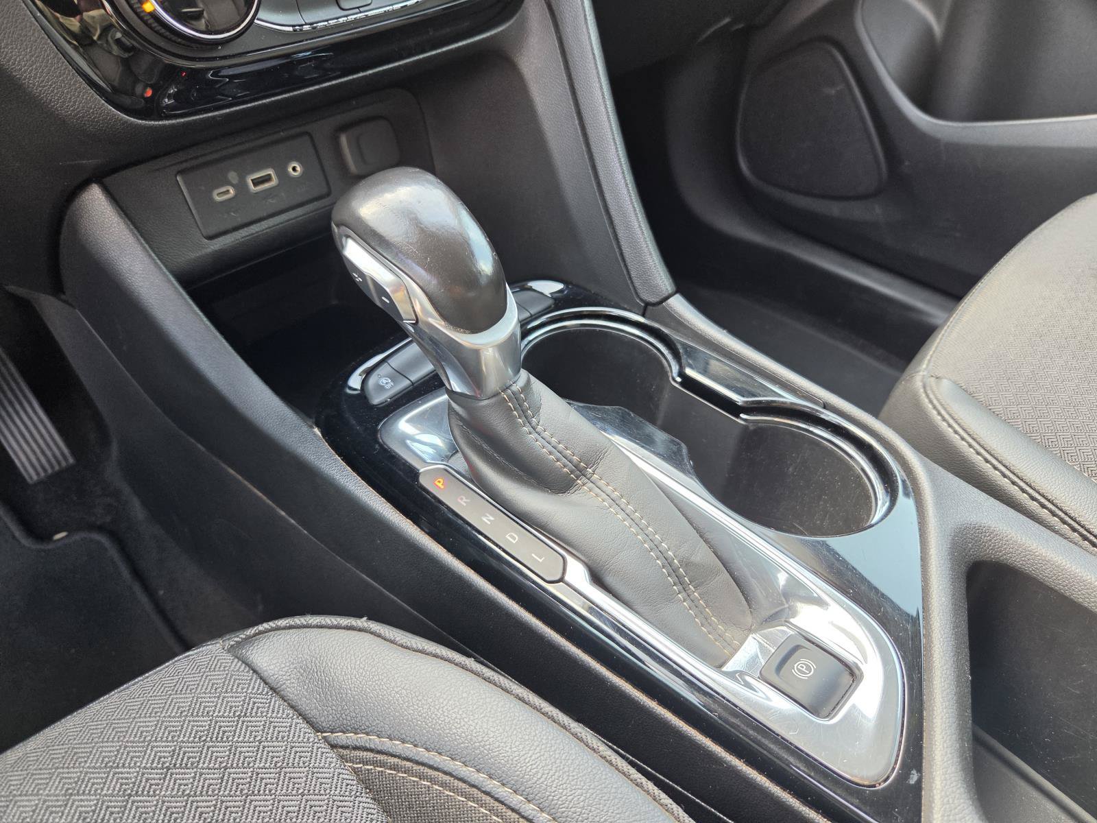 Used 2020 Buick Encore GX Preferred FWD image 23
