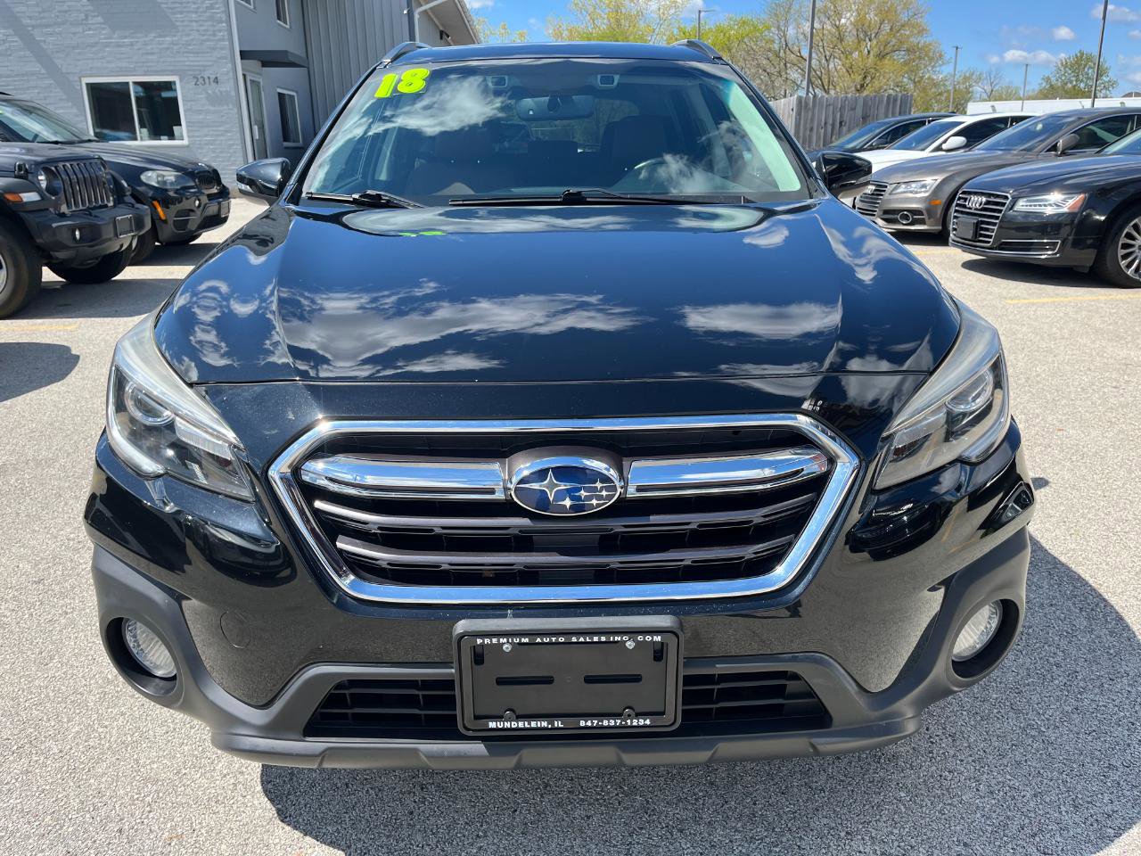 Used 2018 Subaru Outback 3.6R Touring AWD/4WD image 8